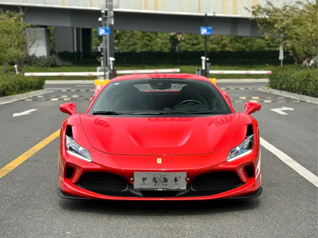 Ferrari F8 — Фото автомобиля 2