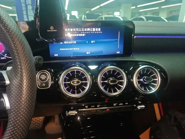 Mercedes-Benz A-Class — Фото автомобиля 12