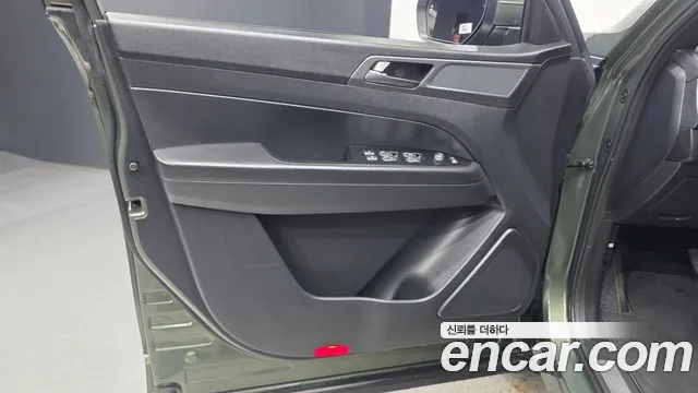 KG_Mobility_Ssangyong Rexton Новый Rexton Sport Дизель 2.2 4WD — Фото автомобиля 24