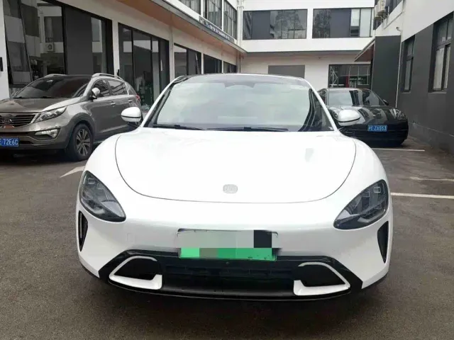 Xiaomi SU7 — Фото автомобиля 2