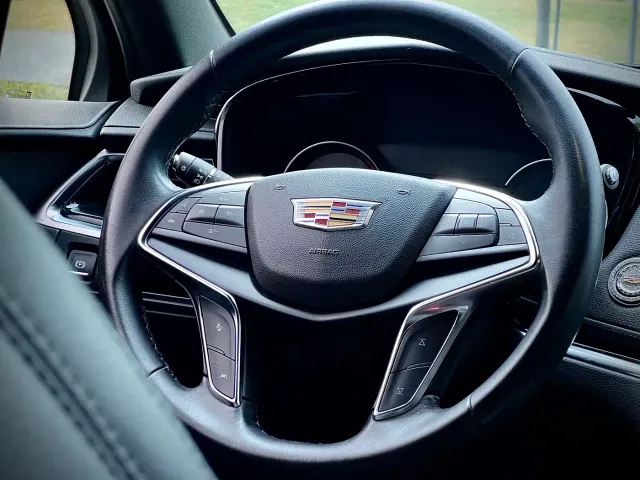 Cadillac XT5 — Фото автомобиля 21
