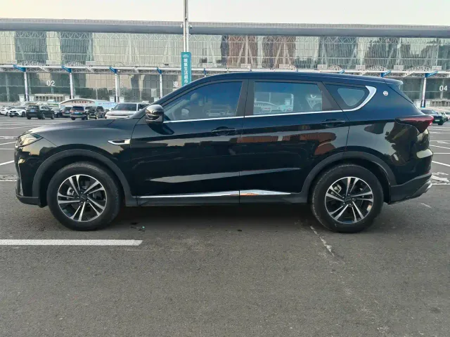 Jetour X70 Plus — Фото автомобиля 7