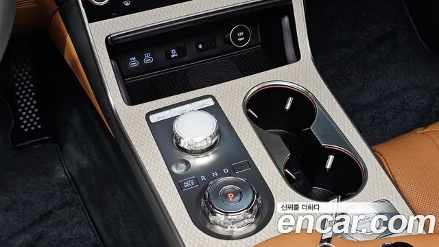 Genesis GV80 2.5T Бензин AWD — Фото автомобиля 8