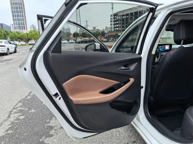Buick Verano — Фото автомобиля 16