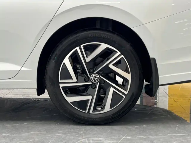 Volkswagen Sagitar — Фото автомобиля 24
