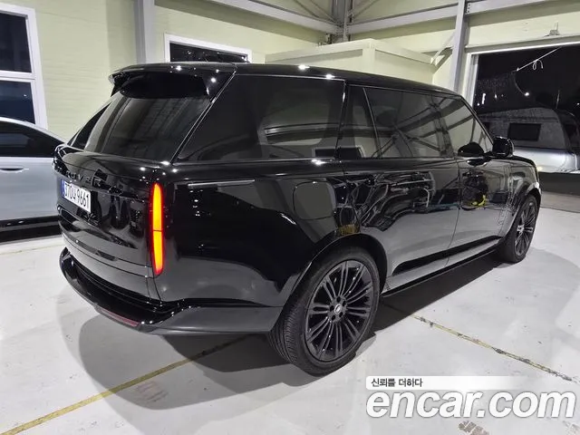 Land Rover Range Rover — Фото автомобиля 2