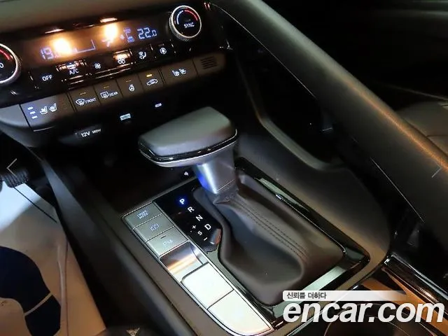 Hyundai Avante CN7 — Фото автомобиля 12