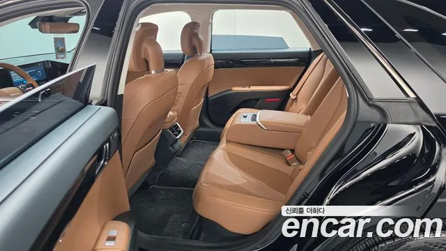 Hyundai Grandeur GN7 — Фото автомобиля 17