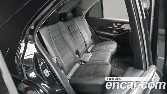 Mercedes-Benz GLE-Class — Фото автомобиля 17