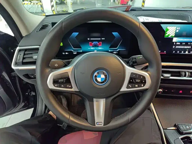 BMW i3 — Фото автомобиля 10