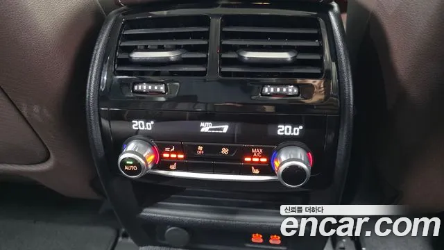 BMW 5 Series G30 — Фото автомобиля 24