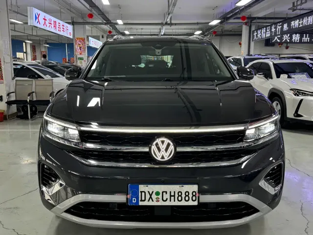 Volkswagen Talagon — Фото автомобиля 2