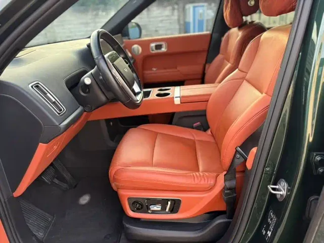 Li Auto L9 — Фото автомобиля 7