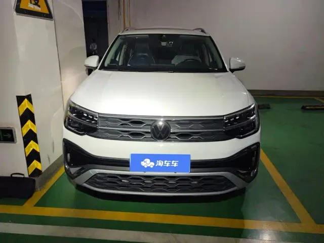Volkswagen Tharu — Фото автомобиля 2