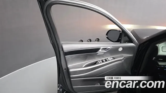 Genesis GV80 — Фото автомобиля 13