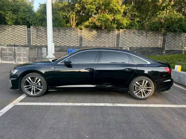 Audi A6L — Фото автомобиля 4