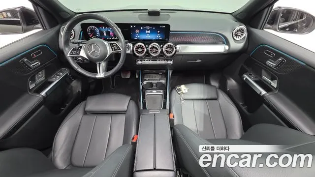 Mercedes-Benz GLB-Class — Фото автомобиля 10