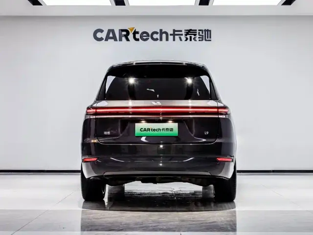 Li Auto L9 — Фото автомобиля 5