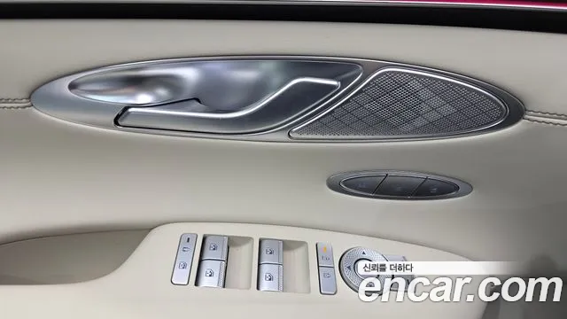 Genesis GV70 — Фото автомобиля 29