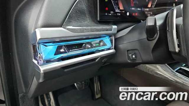 BMW 7-Series 7 серия (G70) 740i sDrive M Sport — Фото автомобиля 27