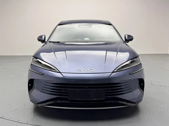 BYD Seal 07 DM-i — Фото автомобиля 2