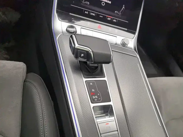 Audi A6L — Фото автомобиля 13