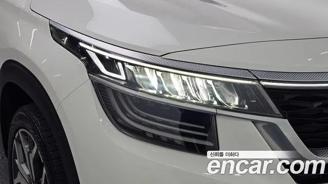 Kia Seltos — Фото автомобиля 22