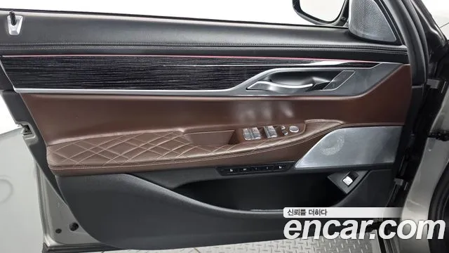 BMW 7 Series — Фото автомобиля 13