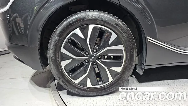 Kia EV6 — Фото автомобиля 4