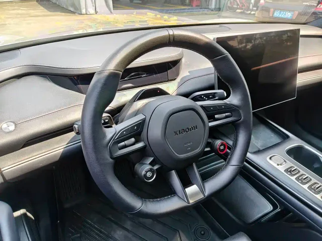 Xiaomi SU7 — Фото автомобиля 14