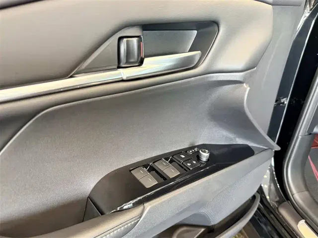 Toyota Camry — Фото автомобиля 15