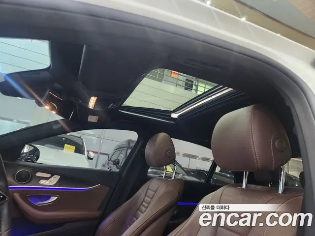 Mercedes-Benz E-Class W213 — Фото автомобиля 16
