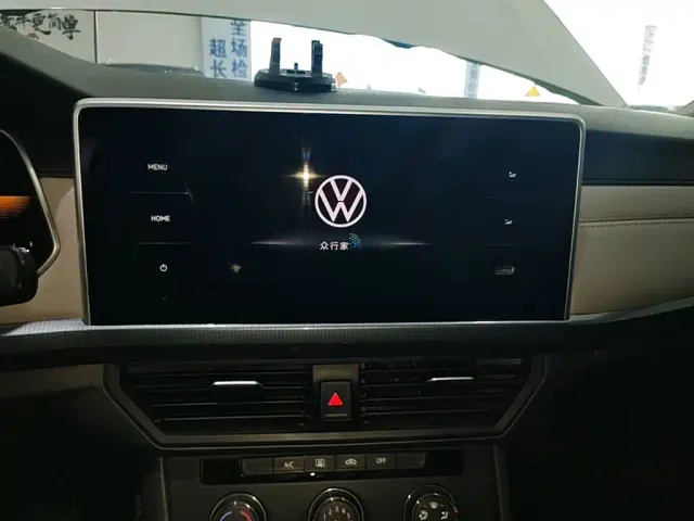 Volkswagen Bora — Фото автомобиля 12