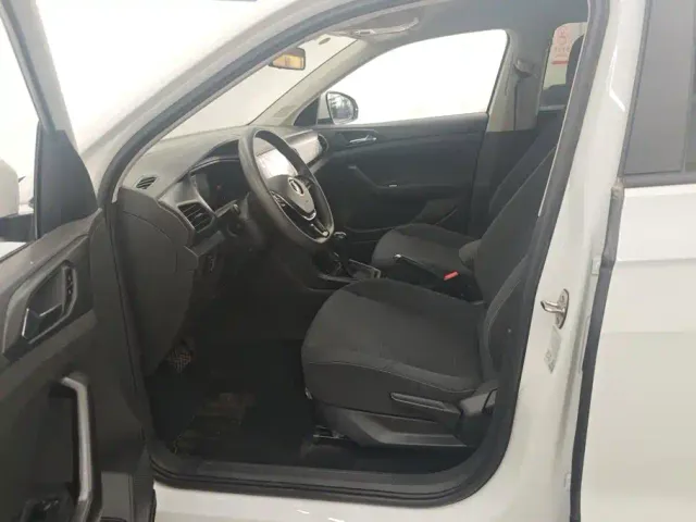Volkswagen T-Cross — Фото автомобиля 9