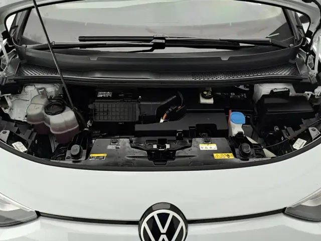 Volkswagen ID.3 — Фото автомобиля 10
