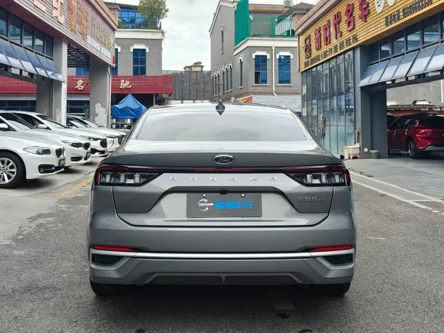 Ford Mondeo — Фото автомобиля 8