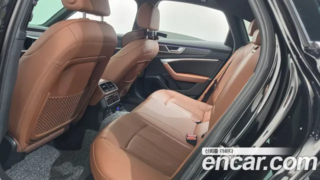 Audi A6 C8 — Фото автомобиля 23