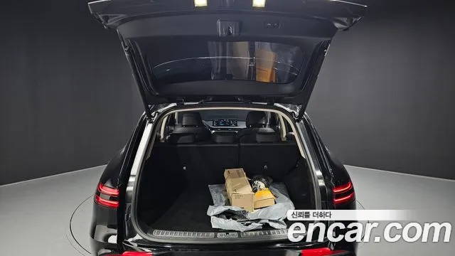 Genesis GV70 2.5T Бензин 2WD — Фото автомобиля 19