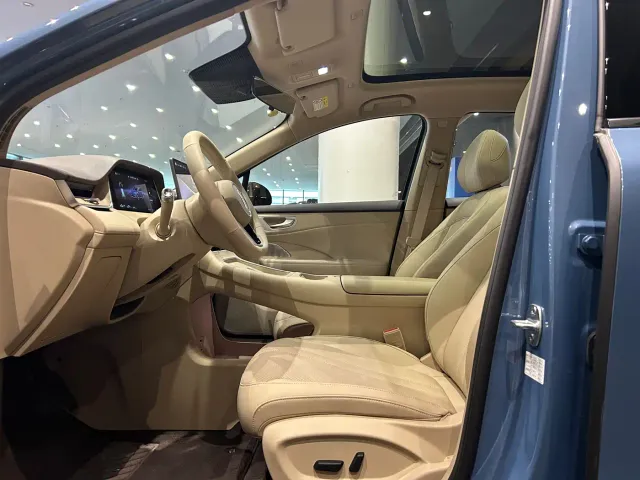 Shangjie SUV — Фото автомобиля 6