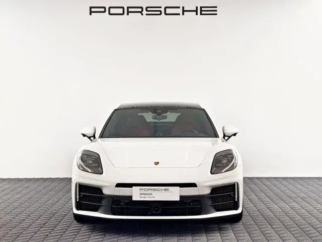 Porsche Panamera — Фото автомобиля 2