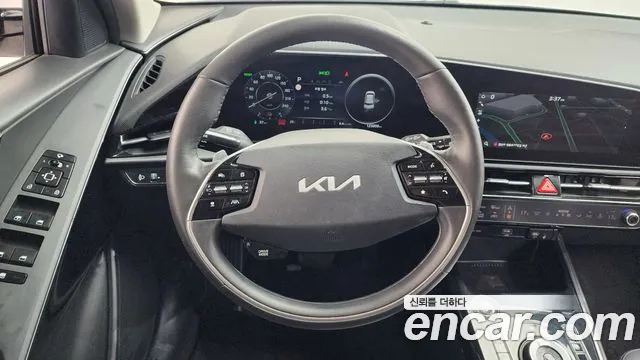 Kia Niro New — Фото автомобиля 19