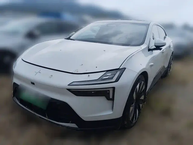 Фотография автомобиля — Polestar 4