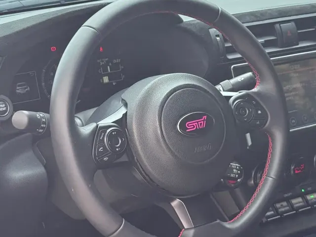 Subaru BRZ — Фото автомобиля 6