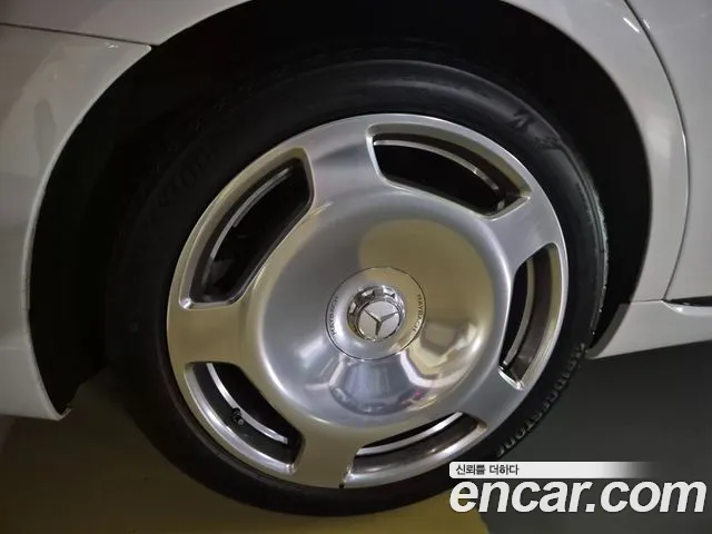 Mercedes-Benz S-Class — Фото автомобиля 14