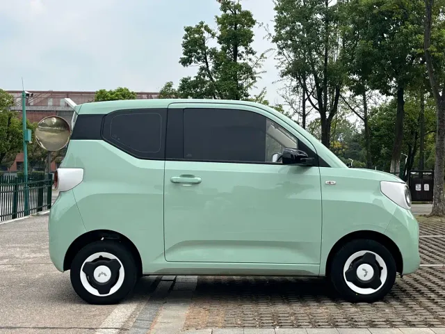 Wuling Hongguang Mini EV — Фото автомобиля 6