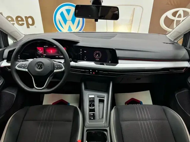 Volkswagen Golf — Фото автомобиля 9