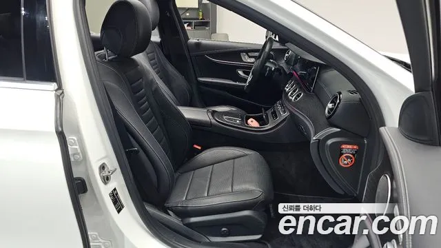 Mercedes-Benz E-Class W213 — Фото автомобиля 16