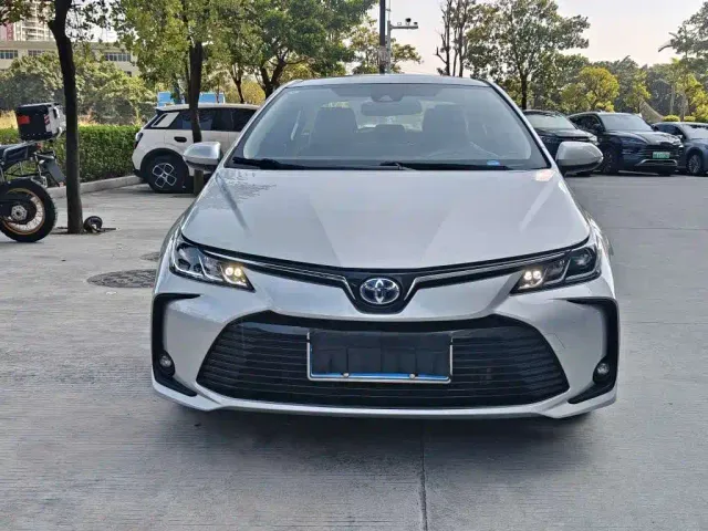 Toyota Corolla — Фото автомобиля 2