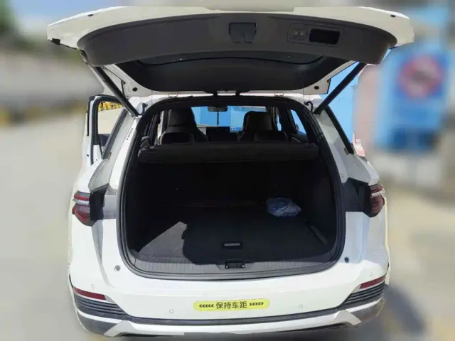 BYD Song Pro — Фото автомобиля 5