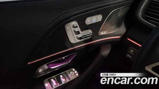 Mercedes-Benz GLE-Class — Фото автомобиля 13